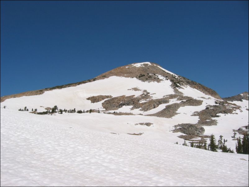 2005-06-25 Pyramid Peak (12) Plateau leading up to summit